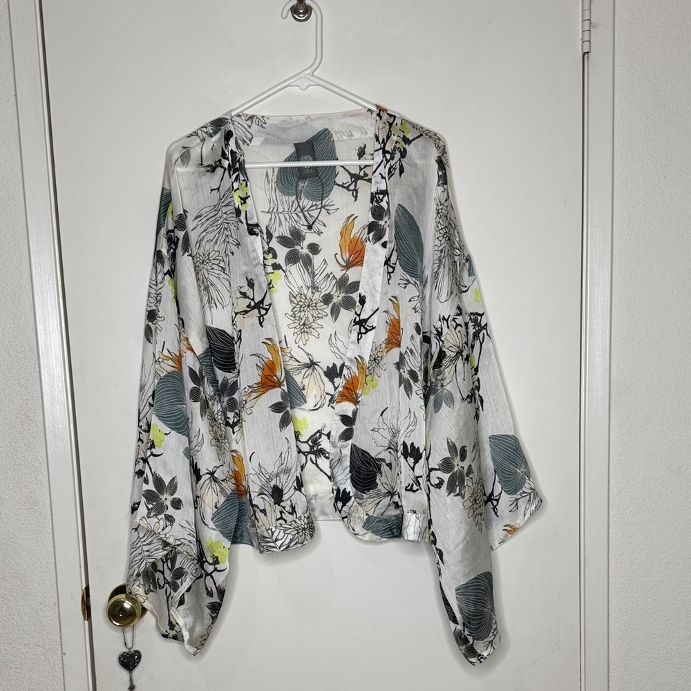 Vince Camuto Floral Kimono Sleeve Blouse - Black, Gray, Orange Sheer OS